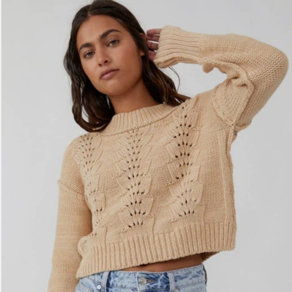 Free people Bell Song Crewneck Knit Exposed Hem Sweater Size XS Cottage Boho